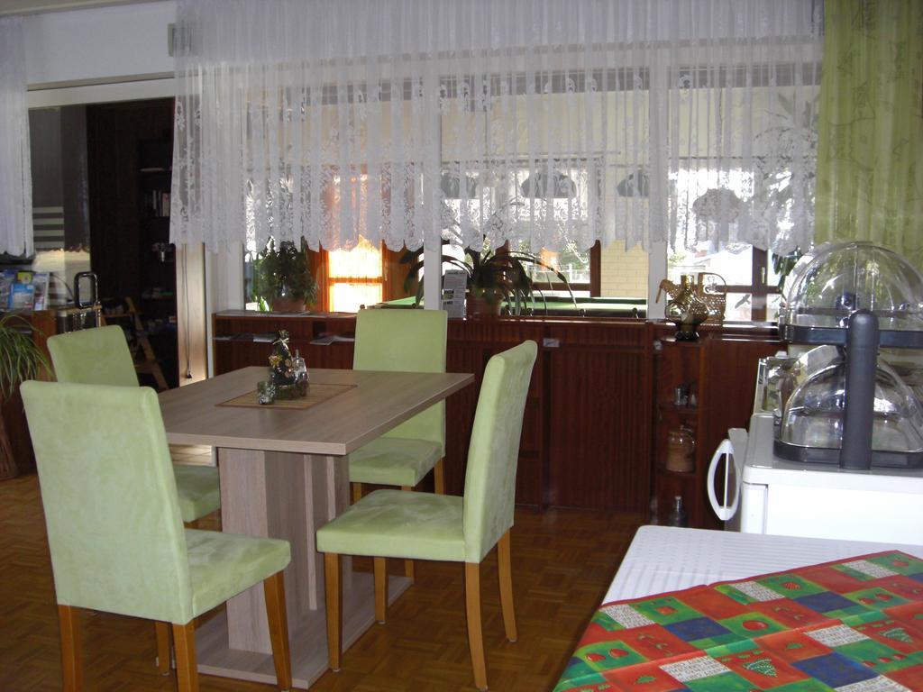 Pension Zum Köhler Schönwalde Exterior foto